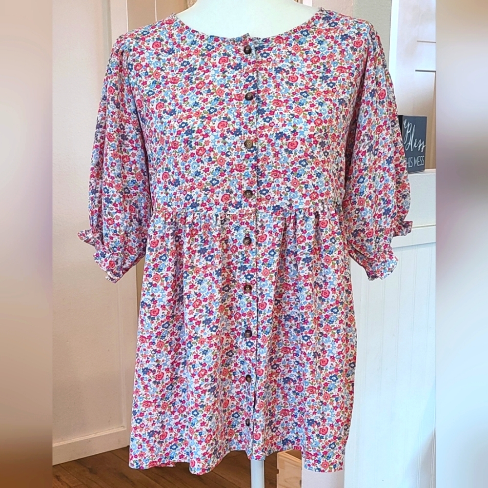 NWT'S- OTT - Pink and Blue Floral  Babydoll Style Flowy Blouse - size Medium